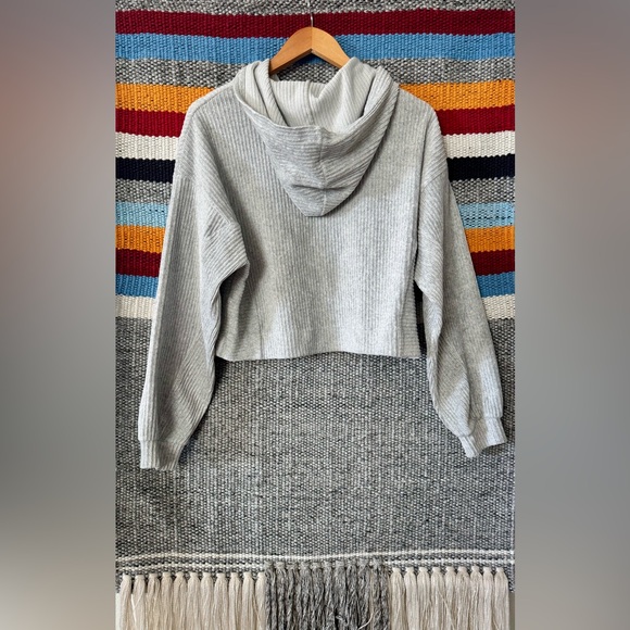 Forever 21 Light Gray Ribbed Hoodie Sweater - Picture 9 of 12